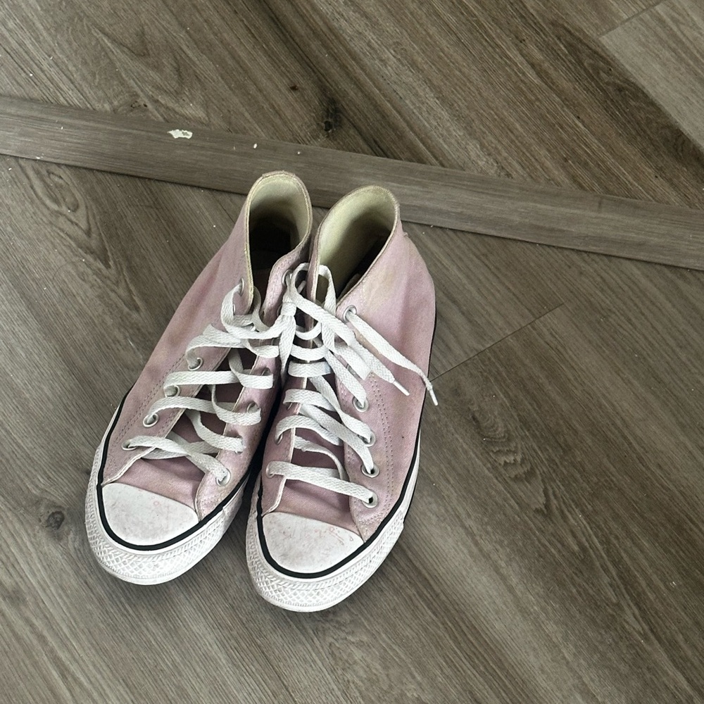 Pink converse shoes
